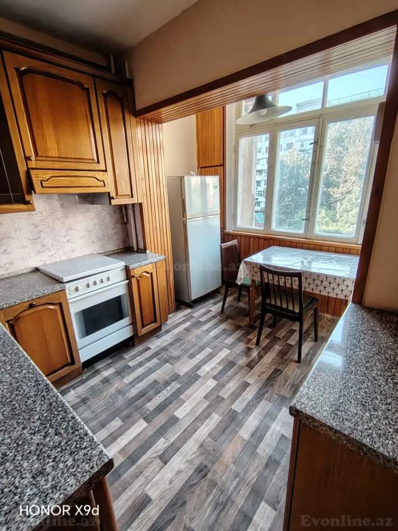 Kirayə verilir 3 otaqlı Mənzil Yeni tikili 110 m² Nərimanov r. - şəkil 5