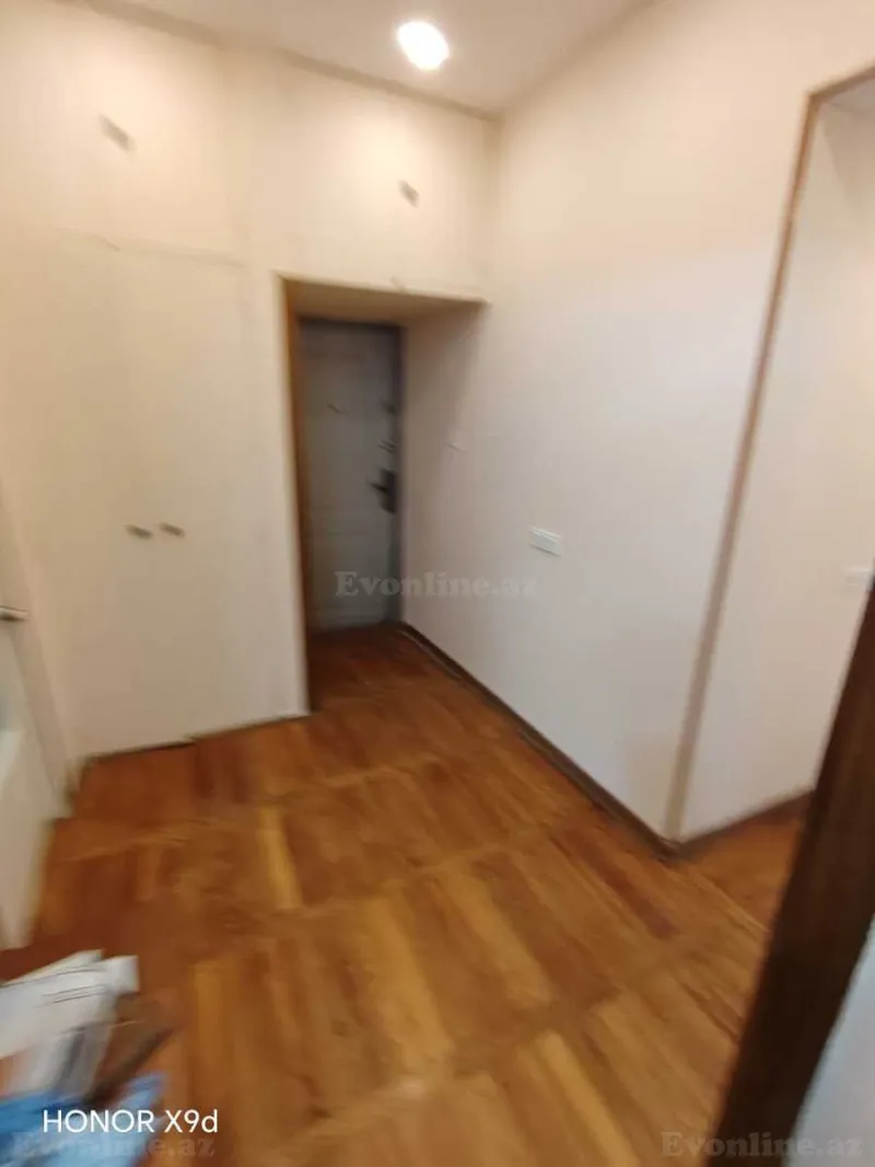 Kirayə verilir 3 otaqlı Mənzil Yeni tikili 110 m² Nərimanov r. - şəkil 13