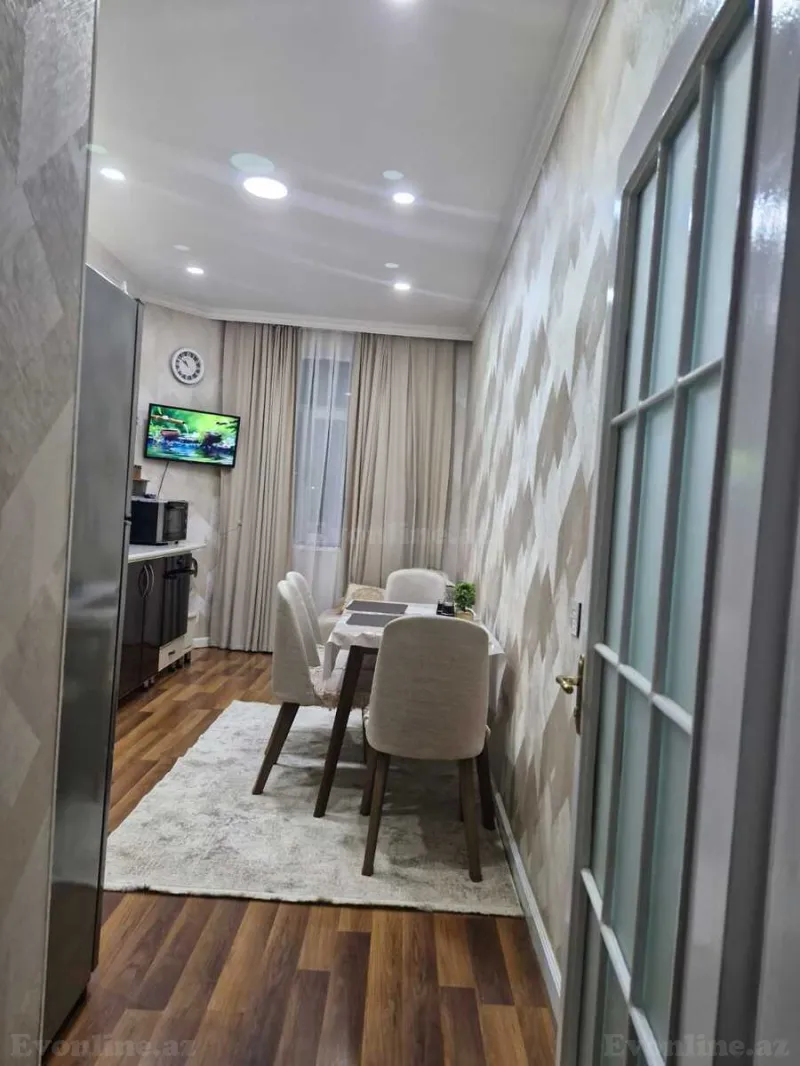 Satılır 2 otaqlı Mənzil Yeni tikili 70 m² Əhmədli m. - şəkil 8