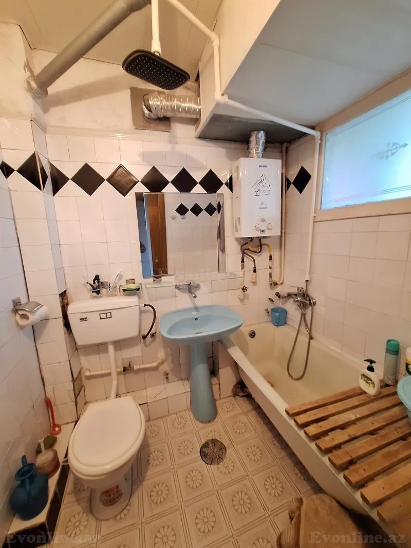 Satılır 3 otaqlı Mənzil Köhnə tikili 72 m² 8-ci kilometr - şəkil 6