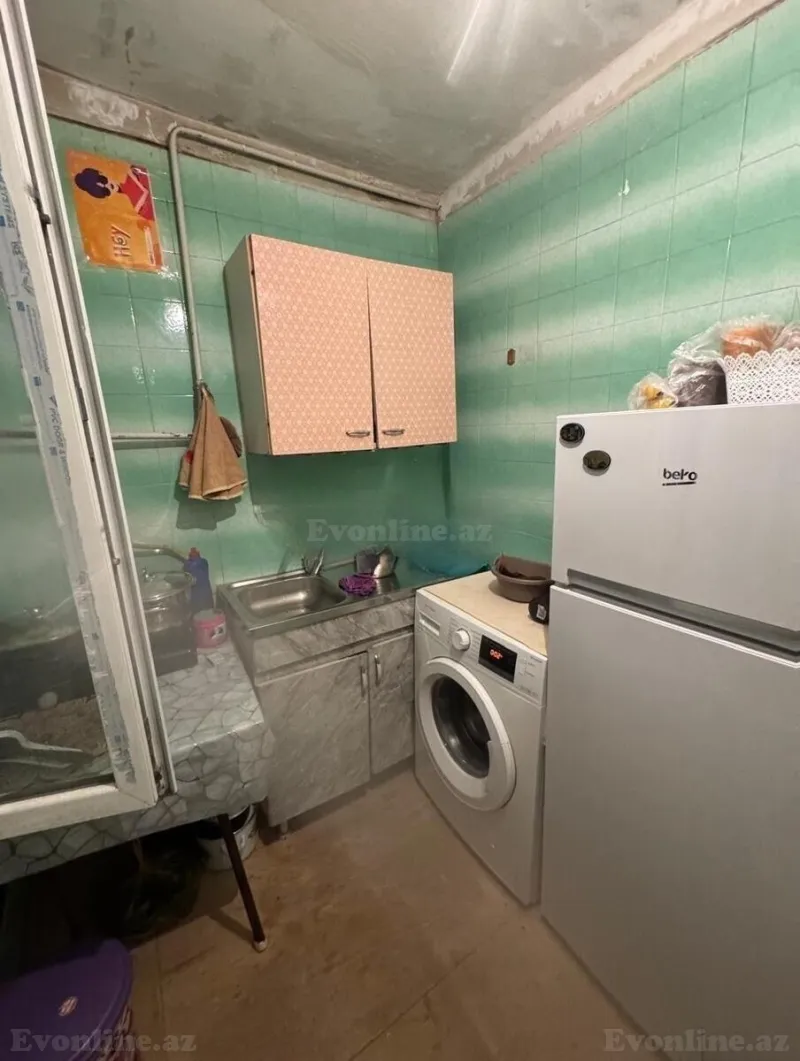 Satılır 3 otaqlı Mənzil Köhnə tikili 70 m² İnşaatçılar m. - şəkil 9
