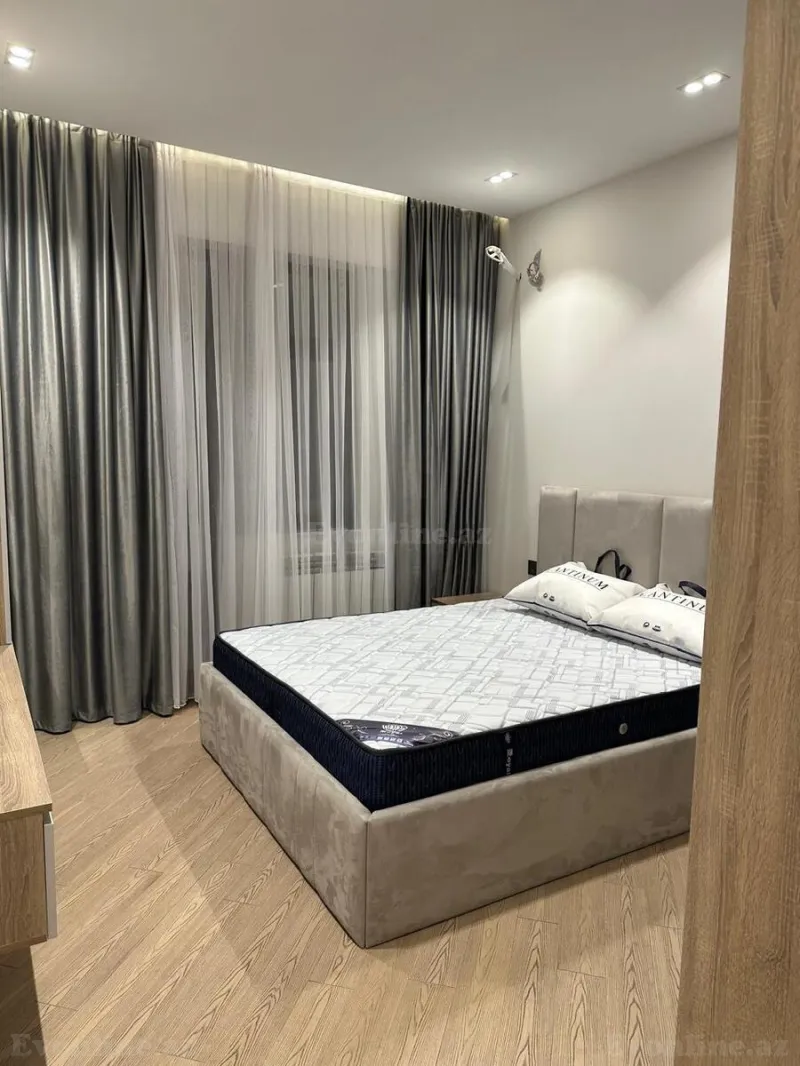 Kirayə verilir 2 otaqlı Mənzil Yeni tikili 75 m² Xətai r. - şəkil 5
