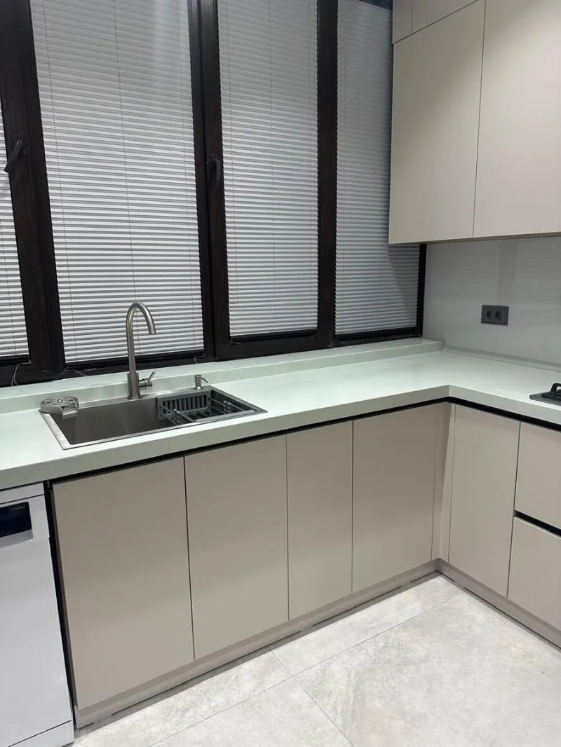 Kirayə verilir 2 otaqlı Mənzil Yeni tikili 75 m² Xətai r. - şəkil 13