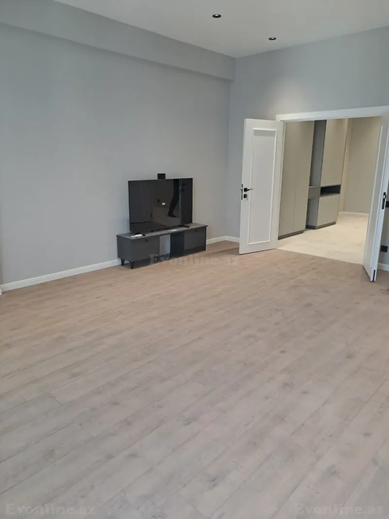 Kirayə verilir 2 otaqlı Mənzil Yeni tikili 108 m² Koroğlu m. - şəkil 6