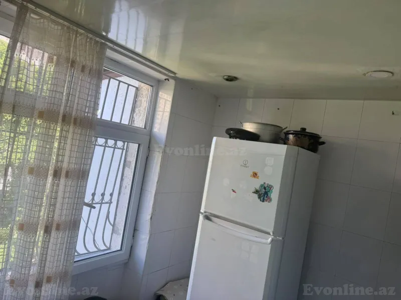 Satılır 2 otaqlı Mənzil Köhnə tikili 55 m² Yasamal - şəkil 2