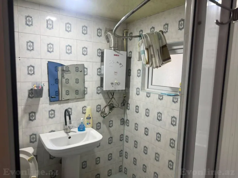 Satılır 2 otaqlı Mənzil Köhnə tikili 55 m² Yasamal - şəkil 3