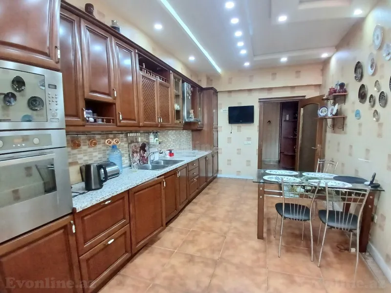 Satılır 3 otaqlı Mənzil Yeni tikili 161 m² 28 May m. - şəkil 11