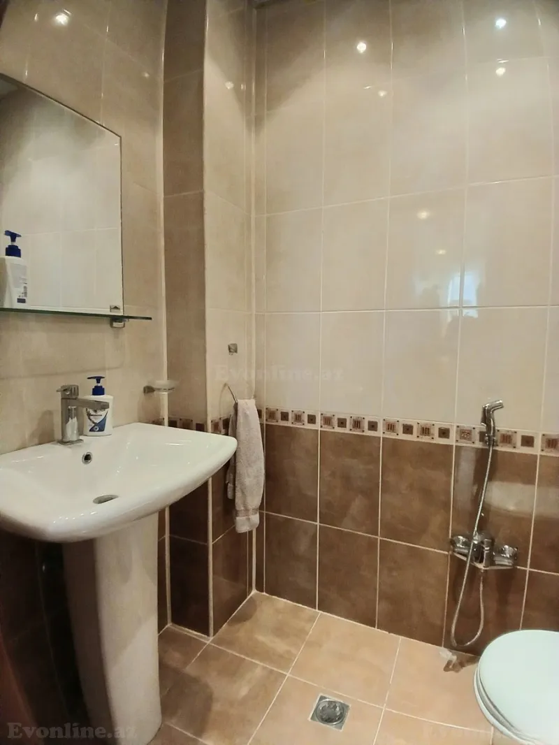 Satılır 3 otaqlı Mənzil Yeni tikili 161 m² 28 May m. - şəkil 14