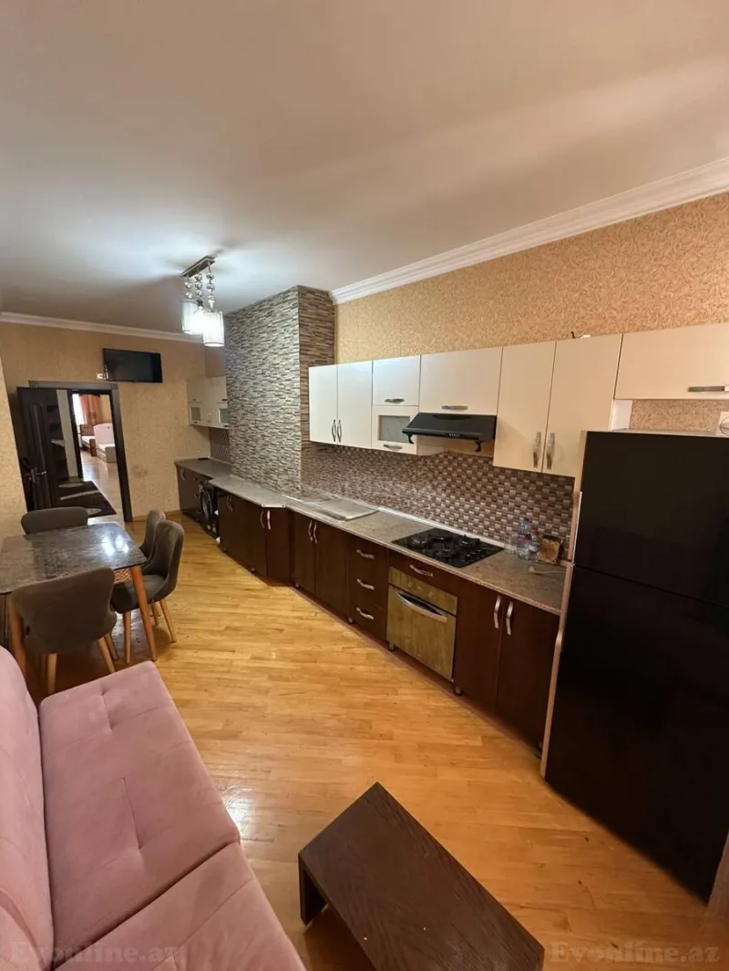 Kirayə verilir 3 otaqlı Mənzil Yeni tikili 150 m² Koroğlu m. - şəkil 11