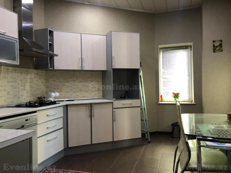 Kirayə verilir 3 otaqlı Mənzil Yeni tikili 110 m² Nərimanov r. - şəkil 8