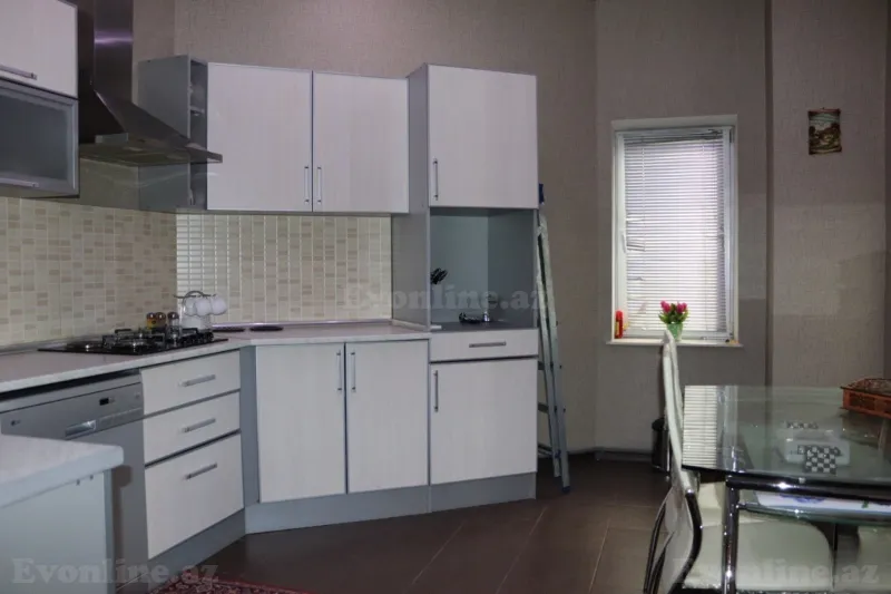 Kirayə verilir 3 otaqlı Mənzil Yeni tikili 110 m² Nərimanov r. - şəkil 9
