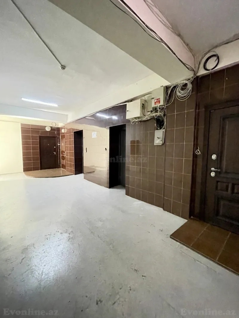 Satılır 2 otaqlı Mənzil Yeni tikili 60 m² Memar Əcəmi m. - şəkil 14