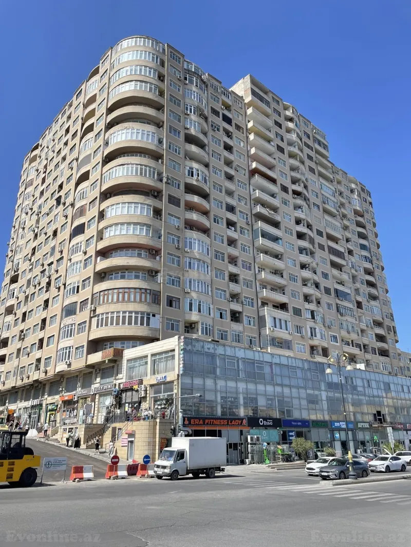 Satılır 2 otaqlı Mənzil Yeni tikili 60 m² Memar Əcəmi m. - şəkil 17