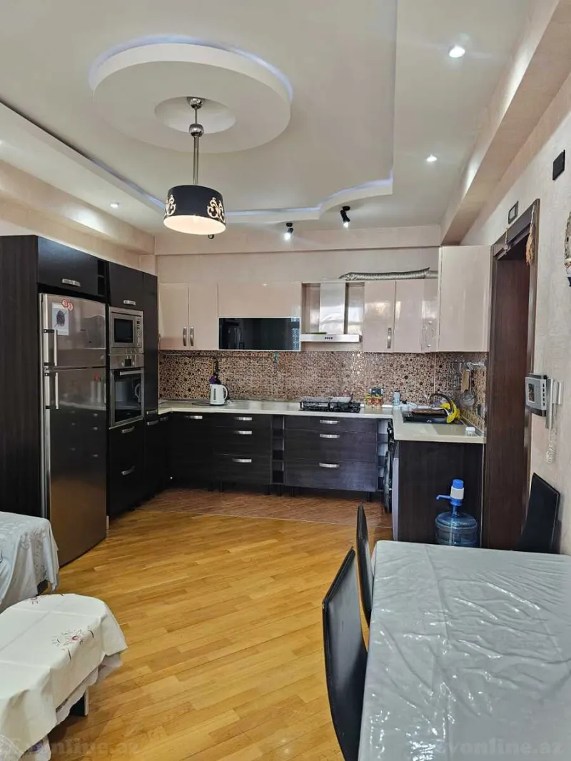 Kirayə verilir 2 otaqlı Mənzil Yeni tikili 100 m² 8 Noyabr m. - şəkil 3