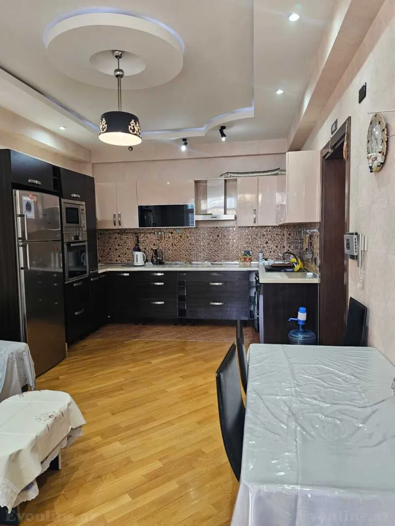 Kirayə verilir 2 otaqlı Mənzil Yeni tikili 100 m² 8 Noyabr m. - şəkil 5