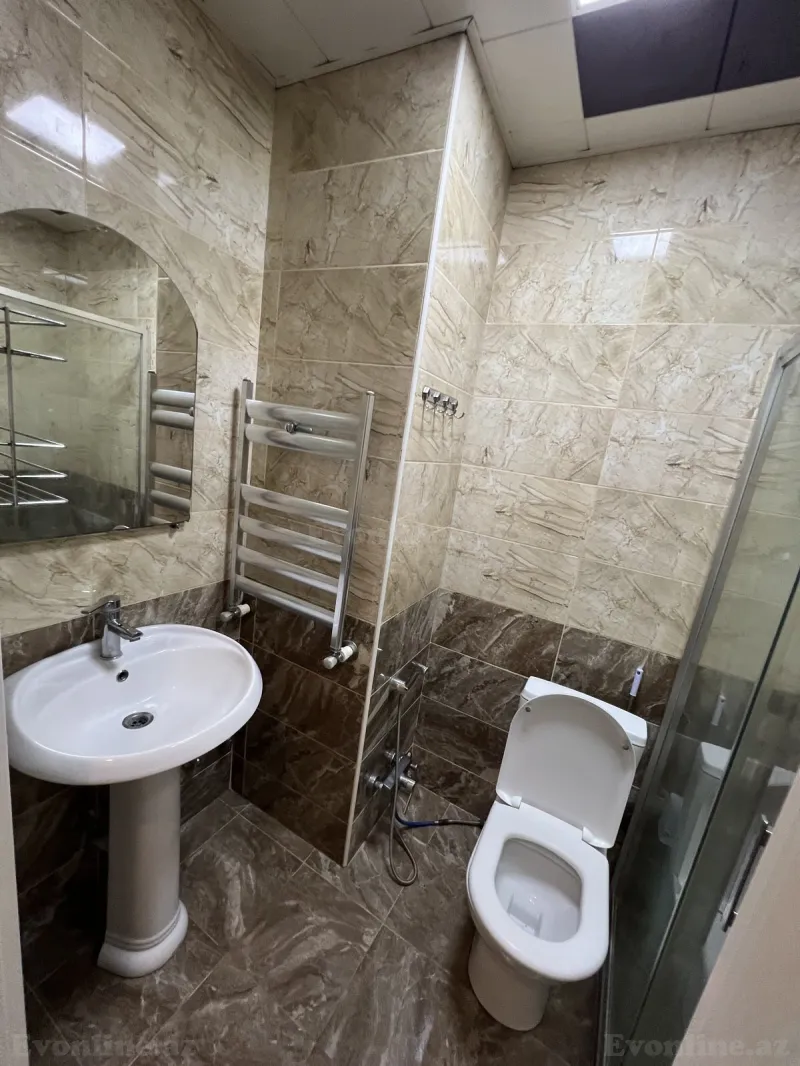 Kirayə verilir 2 otaqlı Mənzil Yeni tikili 50 m² Qara Qarayev m. - şəkil 8