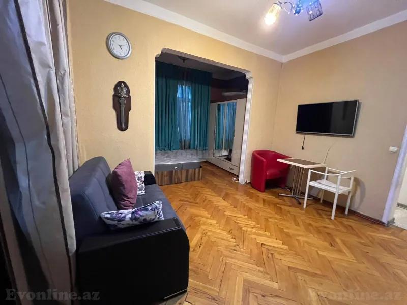 Satılır 1 otaqlı Mənzil Köhnə tikili 42 m² Elmlər Akademiyası m. - şəkil 2