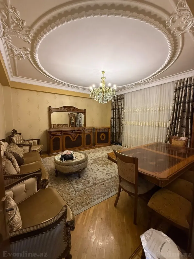 3 otaqlı Mənzil 130 m² 9-cu mikrorayon Kirayə verilir