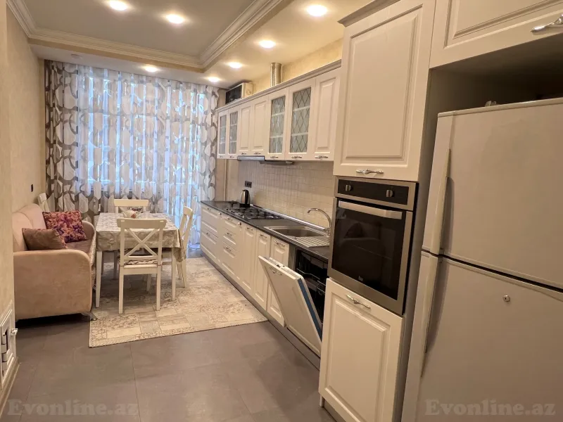 Kirayə verilir 3 otaqlı Mənzil Yeni tikili 170 m² N.Nərimanov pr. - şəkil 5
