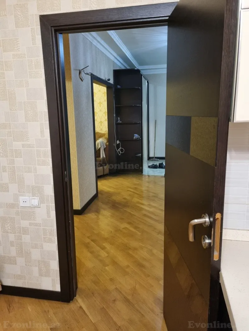 Satılır 4 otaqlı Mənzil Yeni tikili 186 m² Nərimanov r. - şəkil 6