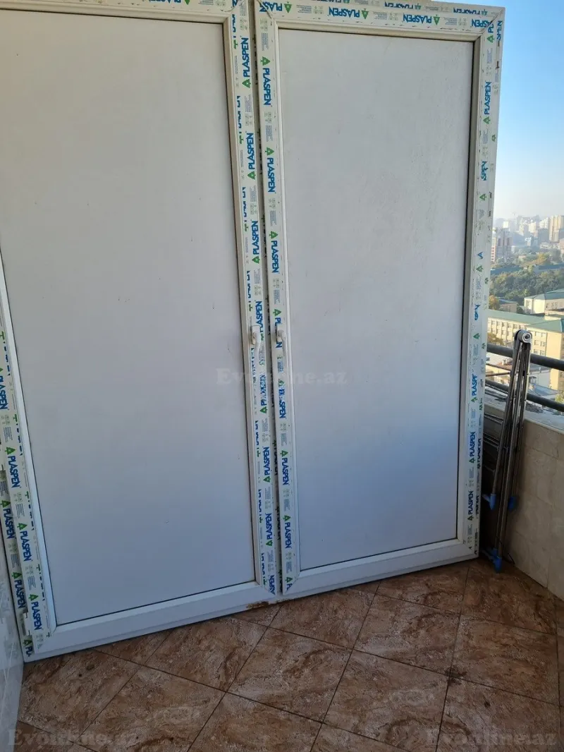 Satılır 4 otaqlı Mənzil Yeni tikili 186 m² Nərimanov r. - şəkil 16