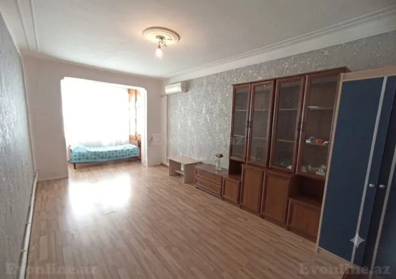2 otaqlı Mənzil 65 m² Xalqlar Dostluğu m. Satılır