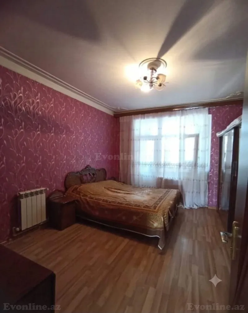 Satılır 2 otaqlı Mənzil Köhnə tikili 65 m² Xalqlar Dostluğu m. - şəkil 4
