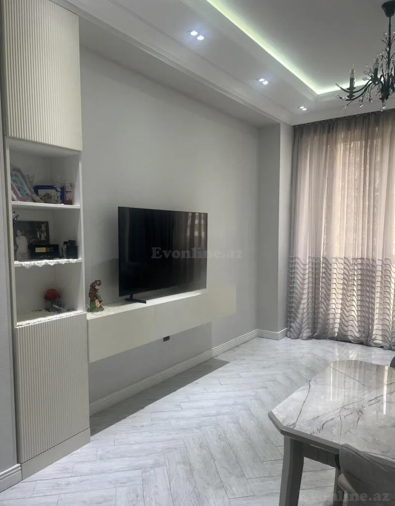 Satılır 3 otaqlı Mənzil Yeni tikili 75 m² 20 Yanvar m. - şəkil 3