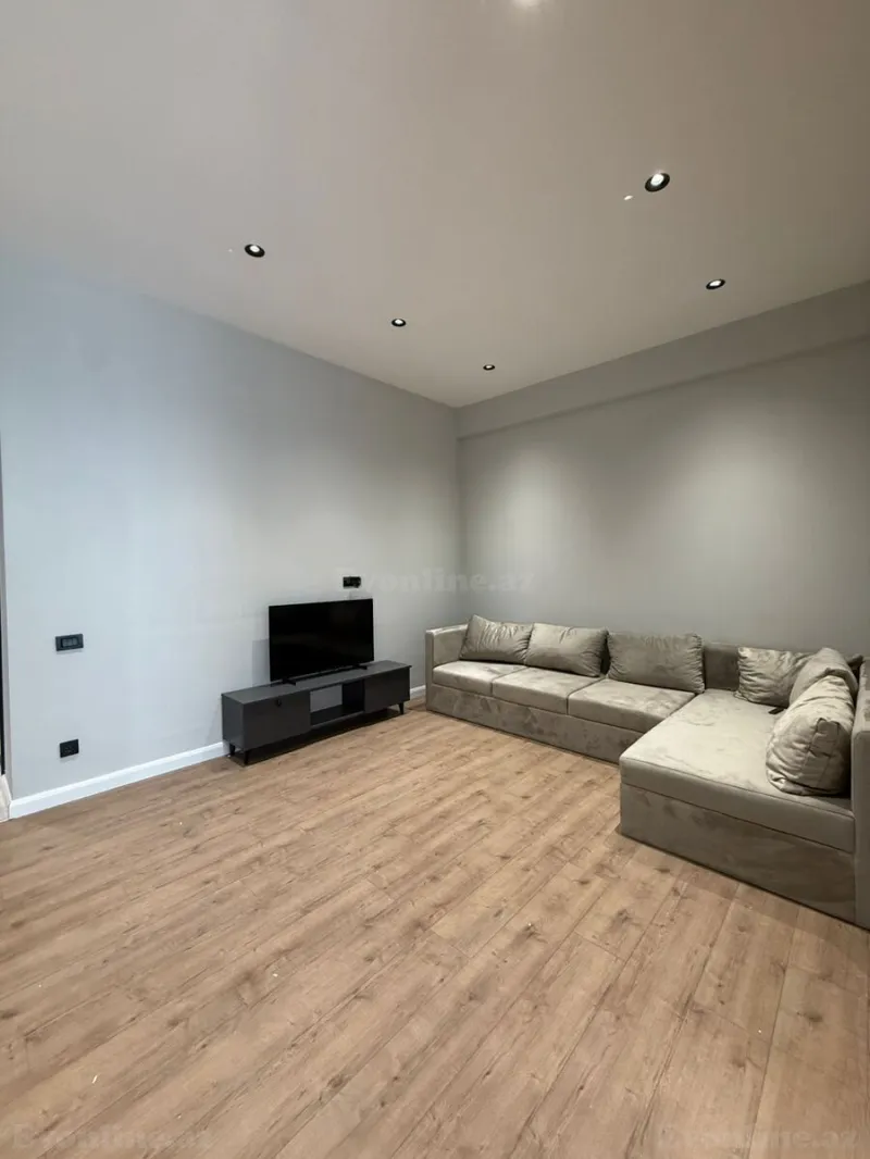 Kirayə verilir 2 otaqlı Mənzil Yeni tikili 80 m² Koroğlu m. - şəkil 10