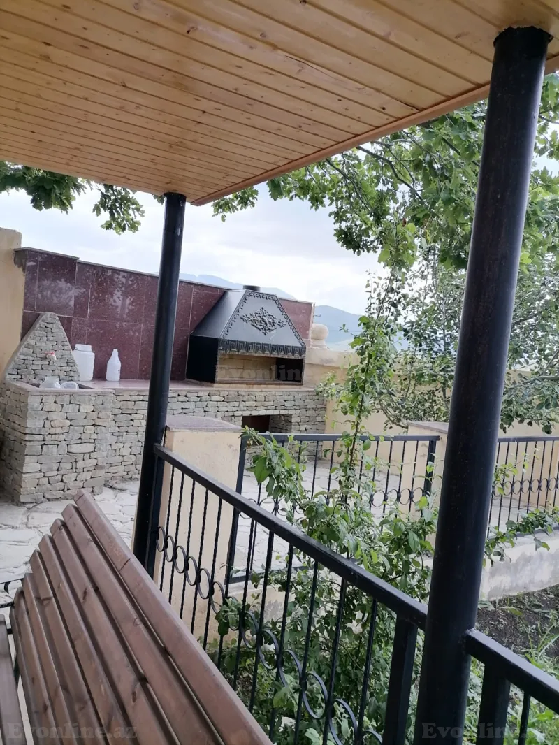 Satılır 8 otaqlı Həyət evi 204 m² Xızı - şəkil 2