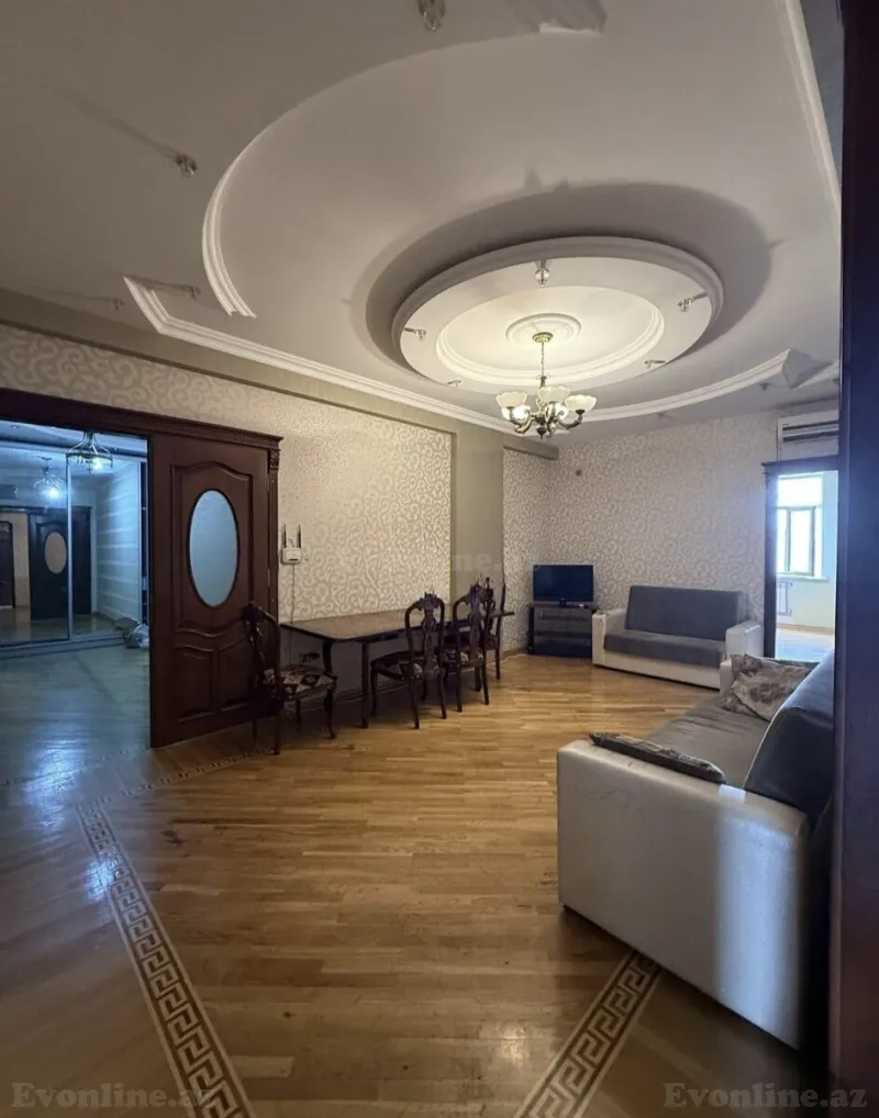 3 otaqlı Mənzil 90 m² Əhmədli m. Satılır