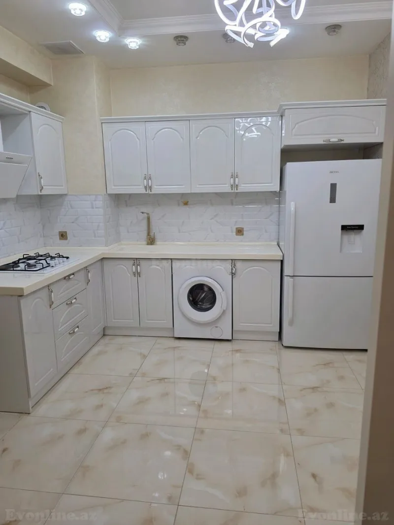 2 otaqlı Mənzil 75 m² 3-cü mikrorayon Kirayə verilir