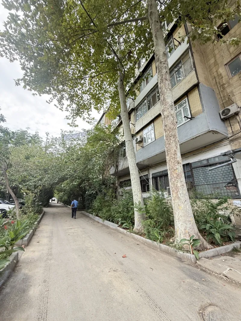 Satılır 3 otaqlı Mənzil Köhnə tikili 85 m² 8-ci kilometr - şəkil 2