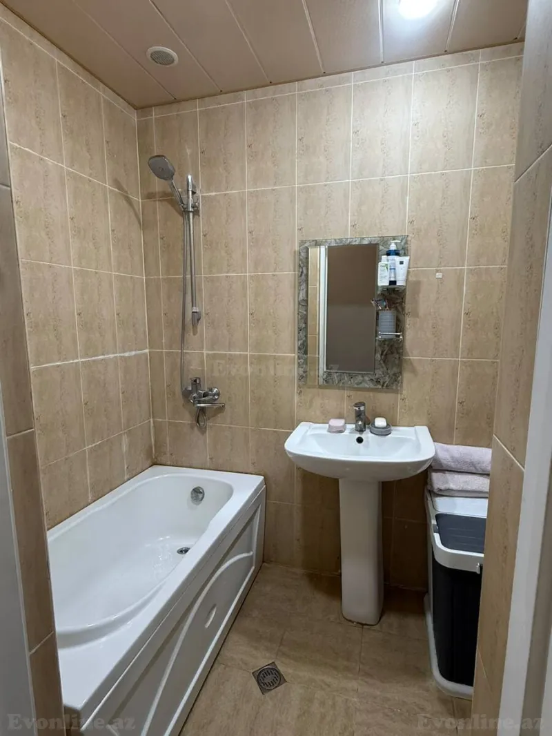 Satılır 2 otaqlı Mənzil Yeni tikili 70 m² Yasamal r. - şəkil 5