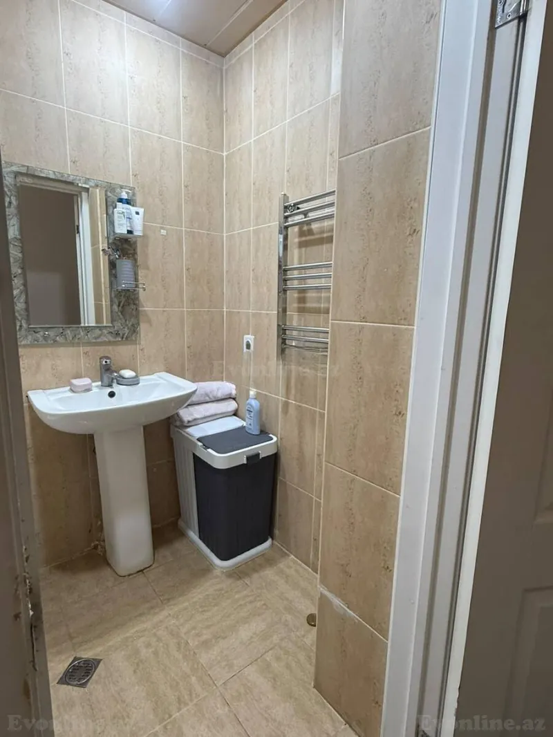 Satılır 2 otaqlı Mənzil Yeni tikili 70 m² Yasamal r. - şəkil 10