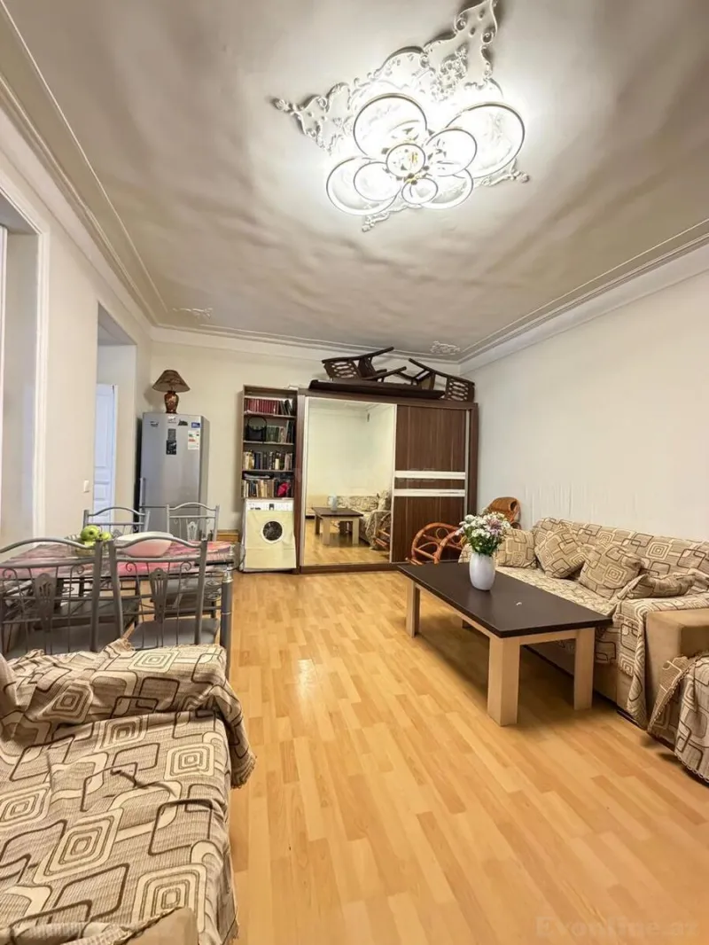 Satılır 2 otaqlı Mənzil Köhnə tikili 45 m² 28 May m. - şəkil 4