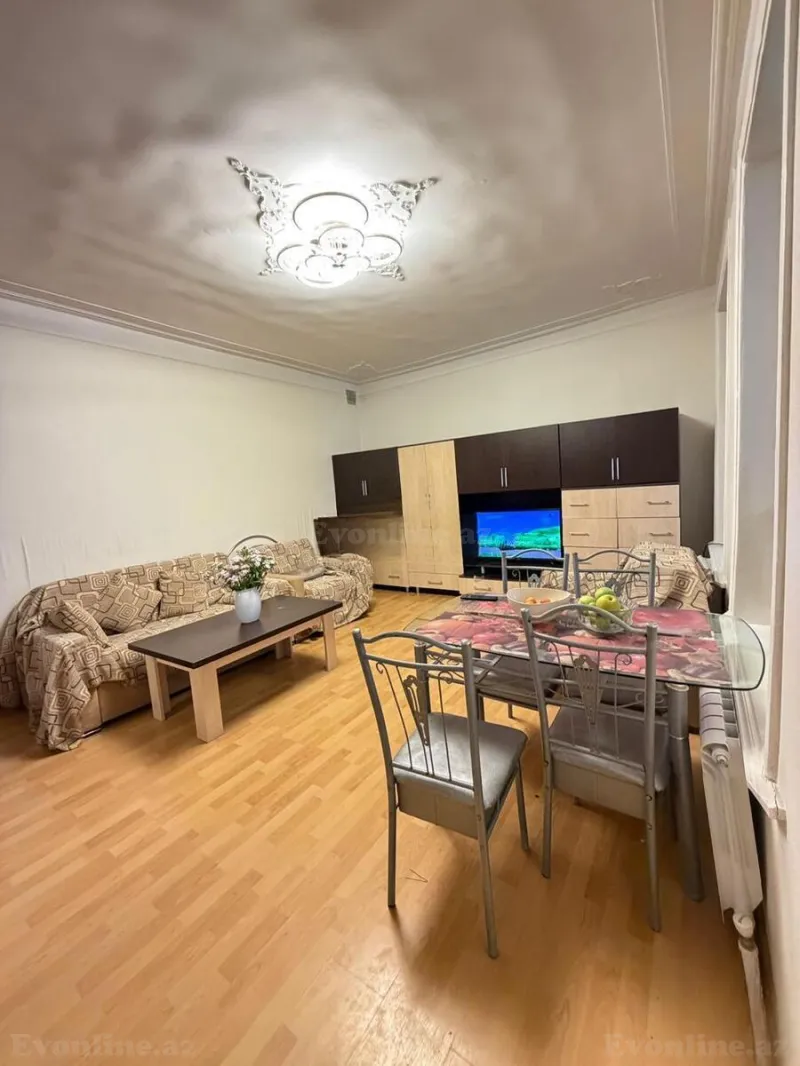 Satılır 2 otaqlı Mənzil Köhnə tikili 45 m² 28 May m. - şəkil 9