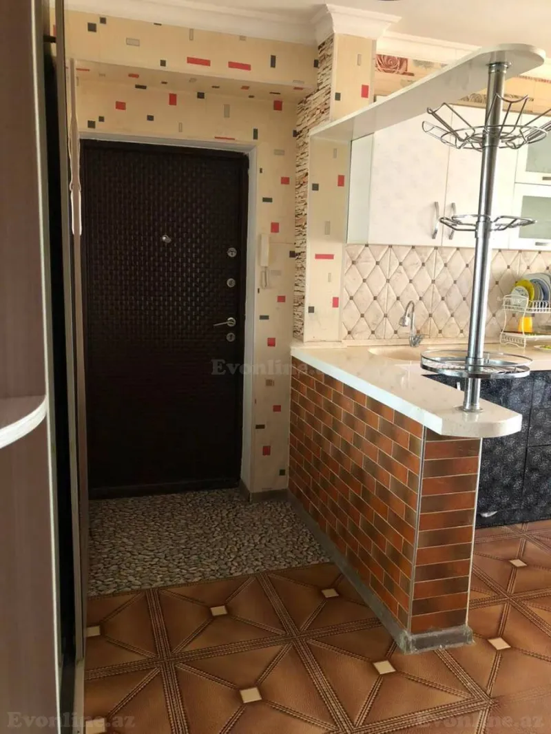 Kirayə verilir 3 otaqlı Mənzil Yeni tikili 62 m² Gənclik m. - şəkil 2