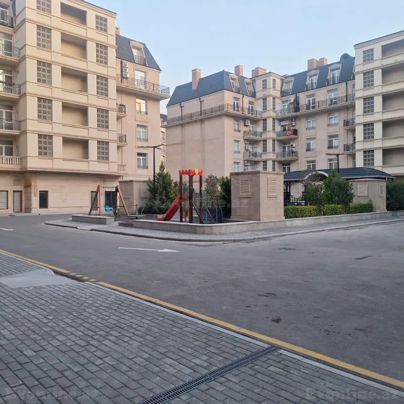 Kirayə verilir 3 otaqlı Mənzil Yeni tikili 148 m² Xətai r. - şəkil 13