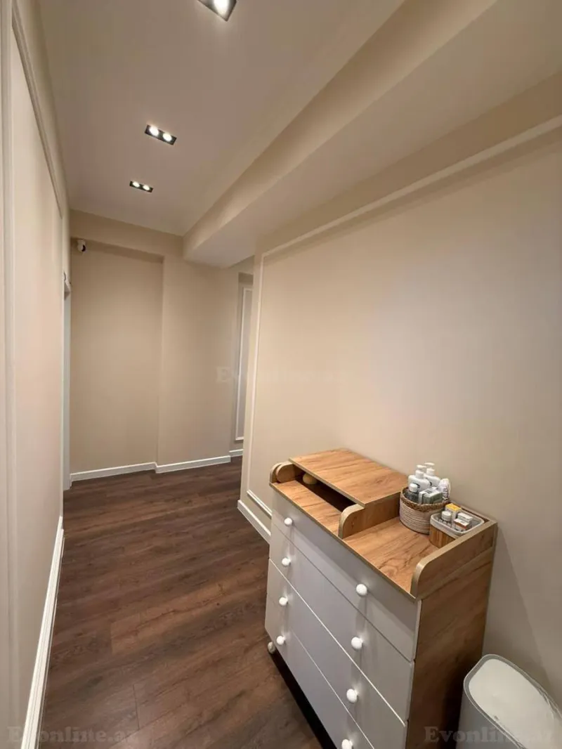 Satılır 2 otaqlı Mənzil Yeni tikili 60 m² 4-cü mikrorayon - şəkil 4