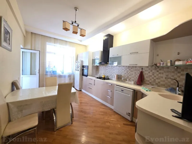 Satılır 3 otaqlı Mənzil Yeni tikili 103 m² Elmlər Akademiyası m. - şəkil 9