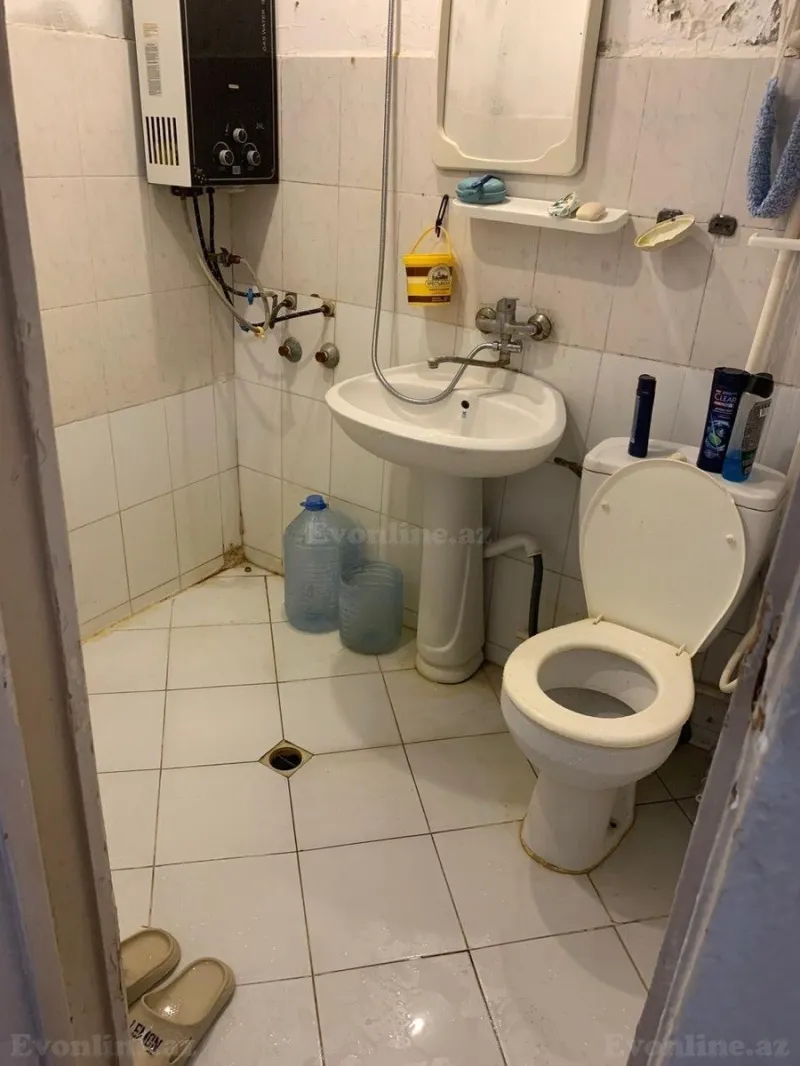 Satılır 2 otaqlı Mənzil Köhnə tikili 35 m² 8-ci kilometr - şəkil 6