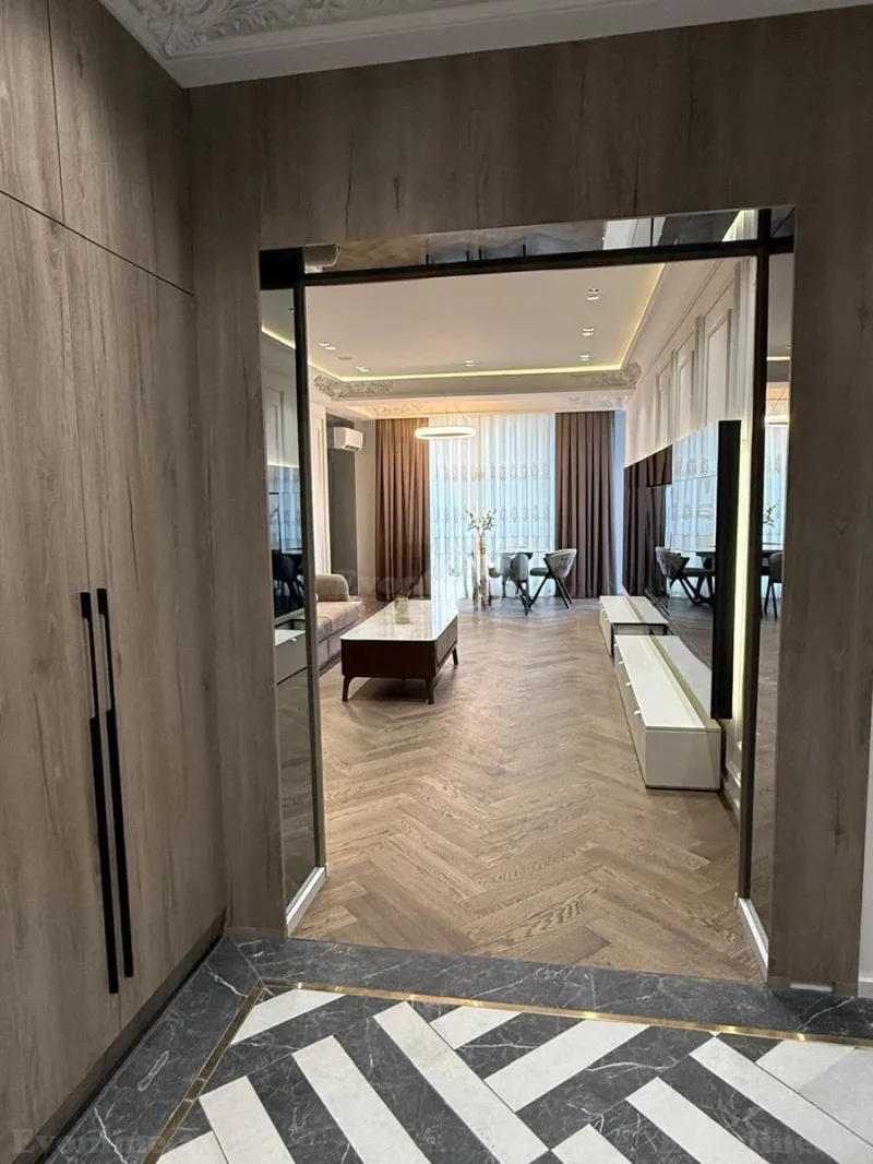 Kirayə verilir 2 otaqlı Mənzil Yeni tikili 76 m² Gənclik m. - şəkil 11