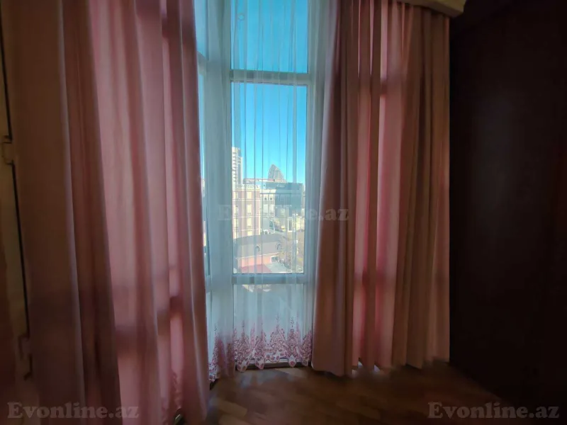 Satılır 2 otaqlı Mənzil Yeni tikili 65 m² Xətai r. - şəkil 7