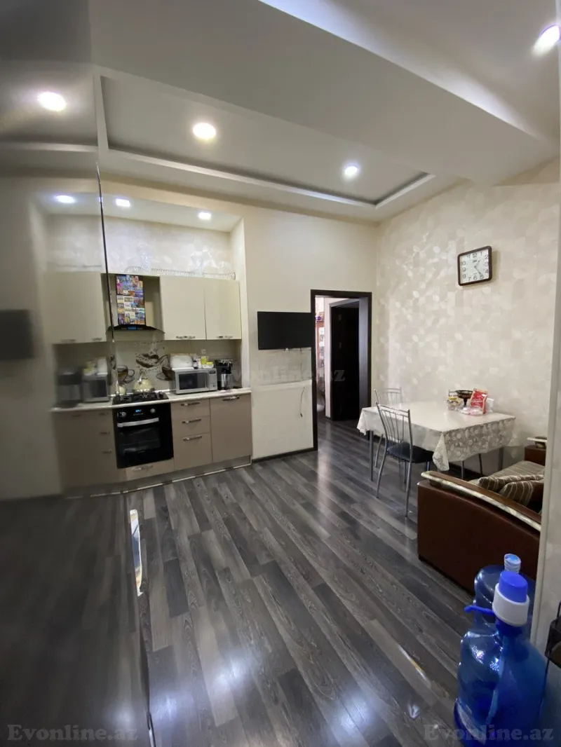 Satılır 3 otaqlı Mənzil Yeni tikili 75 m² 8-ci mikrorayon - şəkil 6
