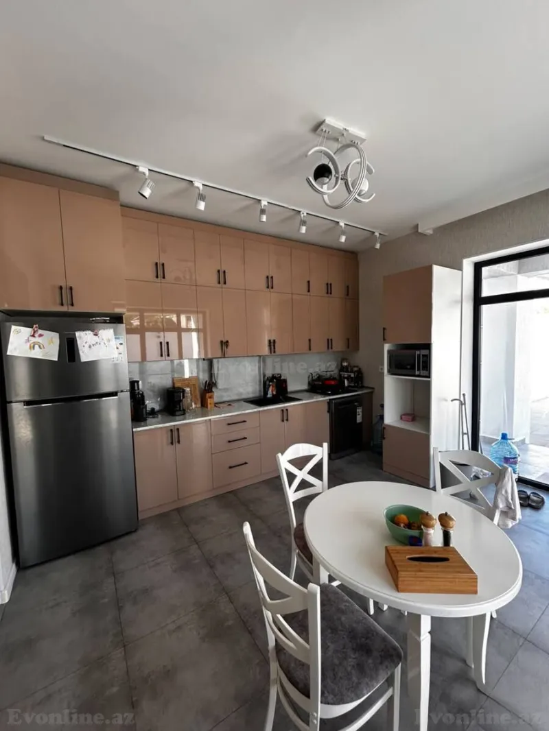 Satılır 4 otaqlı Həyət evi 148 m² Şüvəlan - şəkil 14