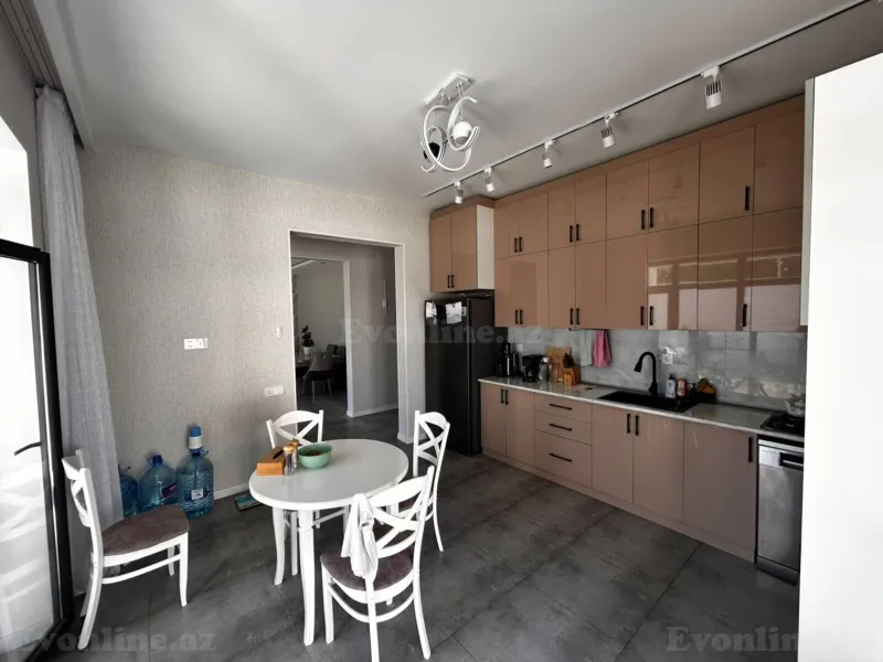 Satılır 4 otaqlı Həyət evi 148 m² Şüvəlan - şəkil 15