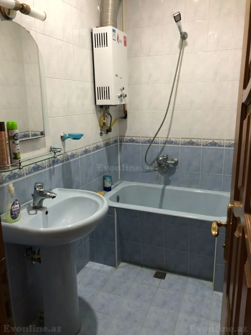 Kirayə verilir 3 otaqlı Mənzil Köhnə tikili 100 m² Xətai r. - şəkil 8