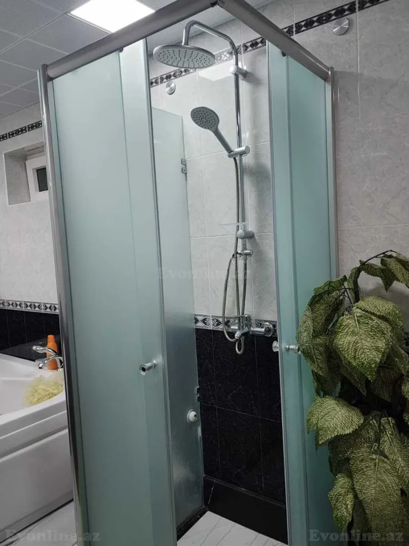 Kirayə verilir 6 otaqlı Mənzil Köhnə tikili 180 m² Nəriman Nərimanov m. - şəkil 9
