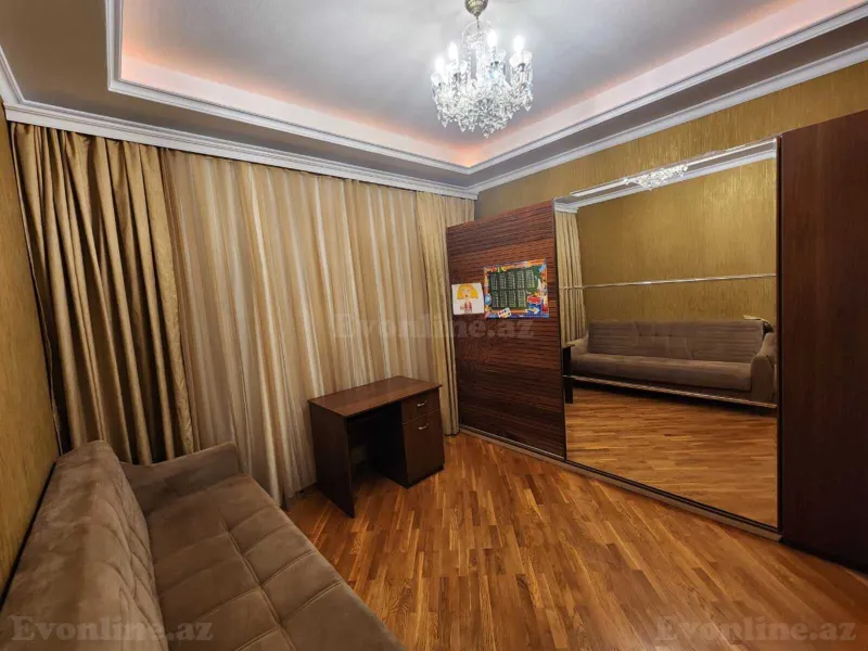 Kirayə verilir 6 otaqlı Mənzil Köhnə tikili 180 m² Nəriman Nərimanov m. - şəkil 15